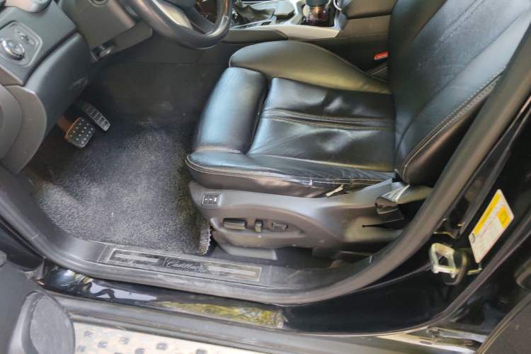 Used Cadillac SRX 2012 3.0L Leading Model
