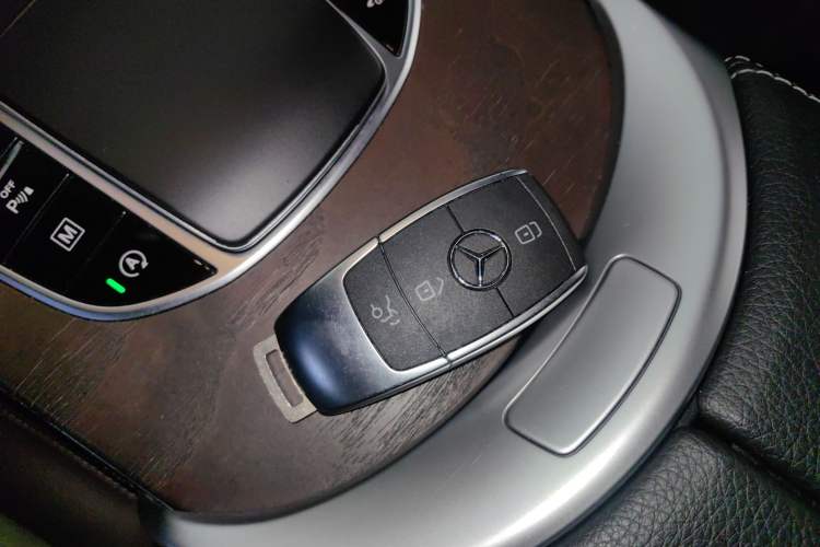 Used Mercedes-Benz GLC 2020 GLC 260 L 4MATIC Luxury Model
