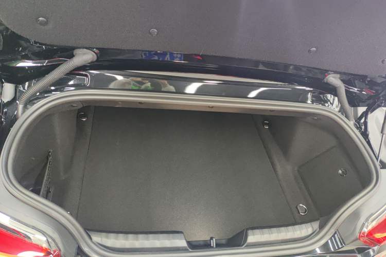 Used BMW Z4 2022 sDrive 25i M Sport Night Edition package
