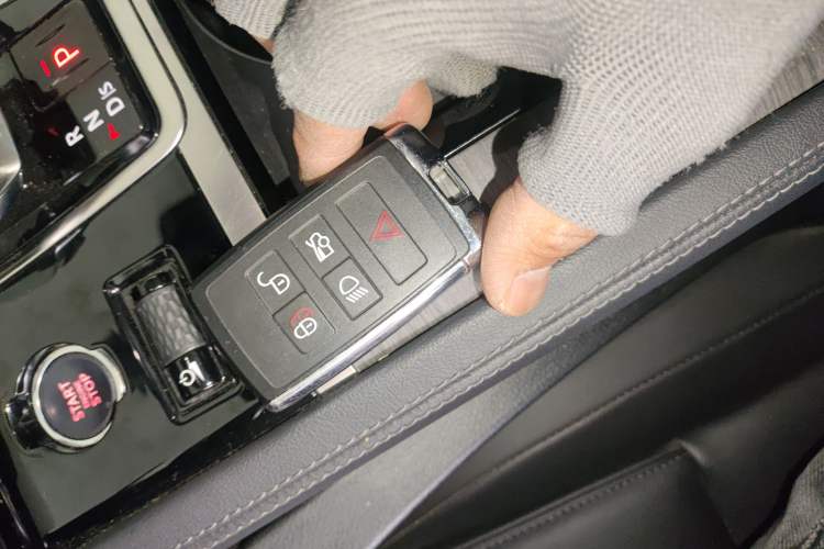 Used Jaguar XFL 2022 XFL 2.0T P200 Two-Wheel-Drive Elite Luxury Edition
