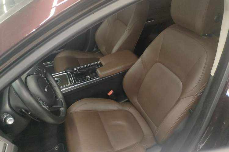 Used Jaguar XFL 2017 XFL 2.0T 240PS Luxury Edition