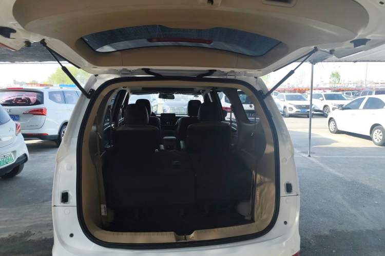 Used Baojun 730 2017 1.8L iAMT Prestige Version 7 Seats