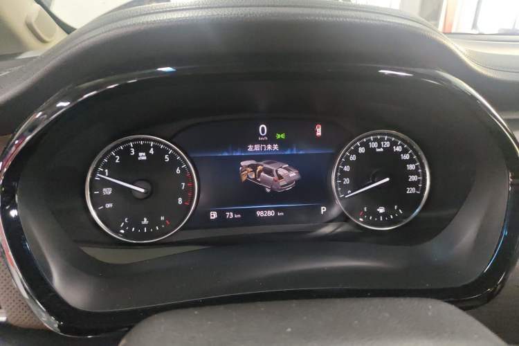 Used Buick GL8 2021 Land Cruiser Executive Class 652T Luxury Model
