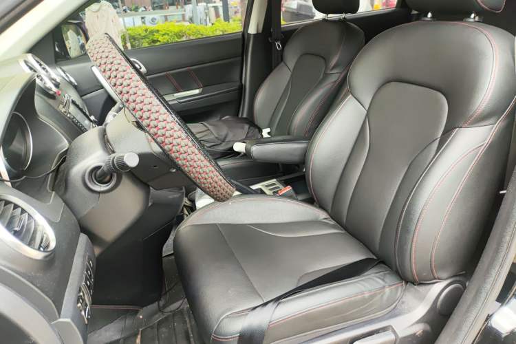 Used Haval H6 2016 Upgraded Model 1.5T Automatic Two-Wheel Drive Elite Version
