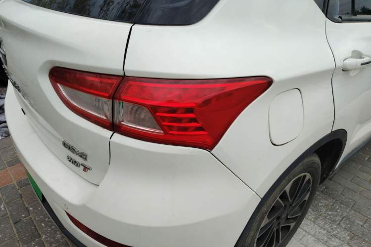 Used GAC Trumpchi GS4 2015 200T Manual Luxury Edition Exterior 3