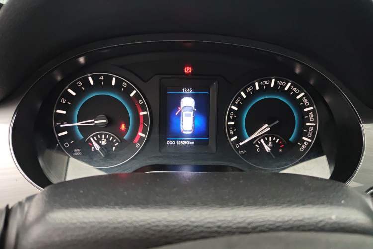 Used Haval H2 2016 Red-Label 1.5T Manual Two-Wheel Drive Comfort Model
