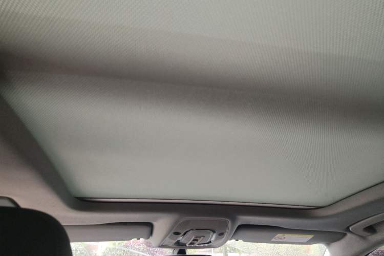 Used Audi A4L 2019 40 TFSI Ambition China VI Headliner