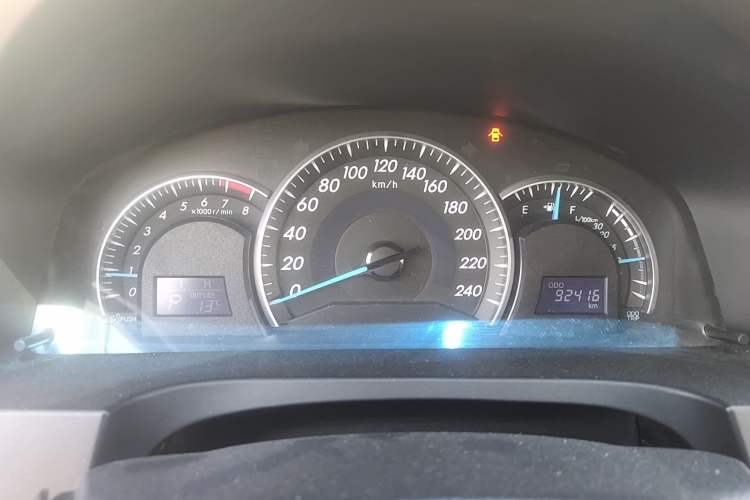 Used Toyota Camry 2016 2.0E 10th Anniversary Elite Edition Instrument Cluster