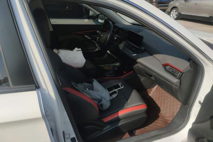 Used Dongfeng Aeolus Yixuan GS 2021 230T Automatic Star-Chasing Edition
