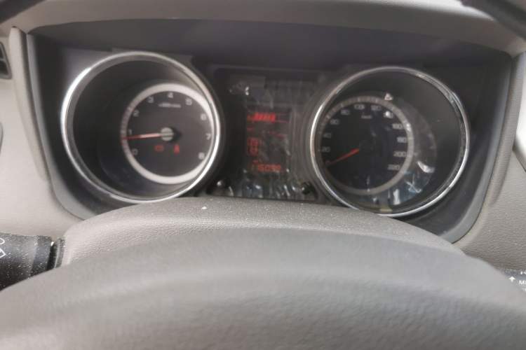 Used Dongfeng Aeolus A60 2014 1.6L Manual Luxury Model