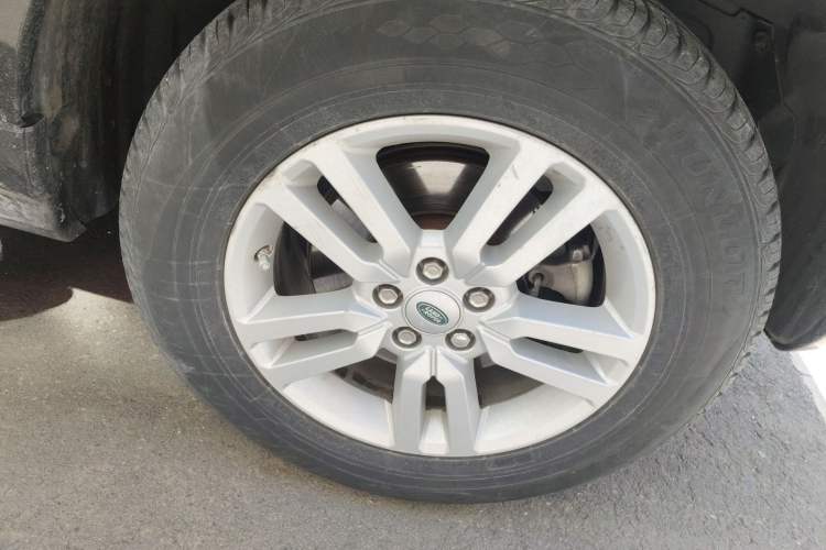 Used Land Rover Freelander 2 2013 2.0T Si4 SE Gasoline Edition Right Front Wheel Hub