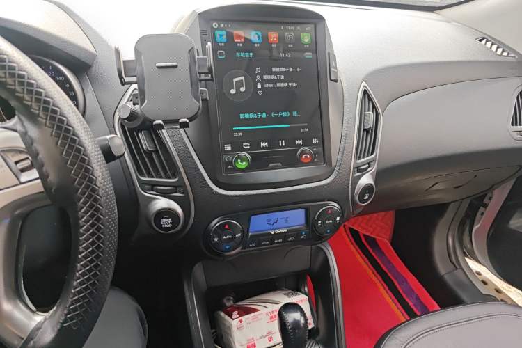 Used Hyundai ix35 2010 2.0L Automatic 4x4 Premium GLS Trim
