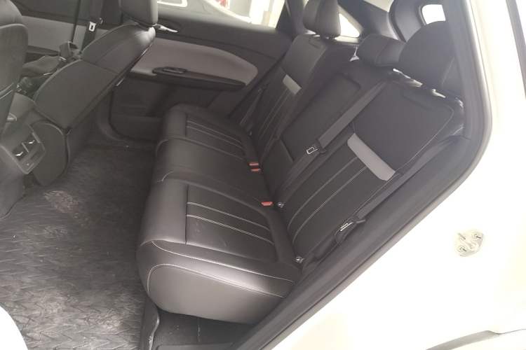 Used Venucia VX6 2025 Large Flat-Layout 520 Pro