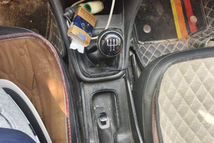 Used Volkswagen Santana 2013 1.4L Manual Comfort Edition Gear Lever