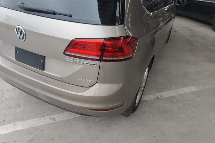 Used Volkswagen Golf Sportsvan 2016 280TSI Automatic Luxury Model