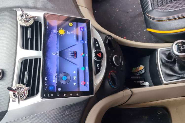 Used Hyundai Verna (older generation) 2014 1.4L Manual Smart GLS Trim