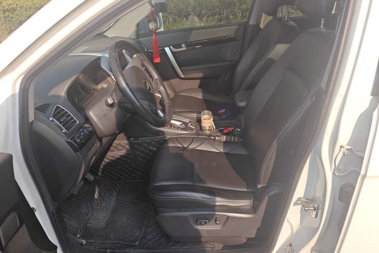 Used Chevrolet Captiva 2012 2.4L 4x4 Flagship Edition 7 Seats