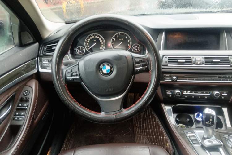Used BMW 5 Series New Energy 2015 530Le Steering Wheel