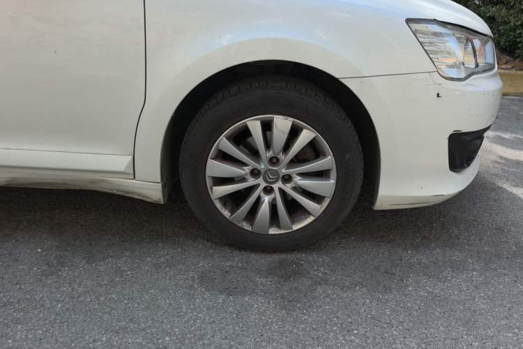 Used Citroen C-Quatre 2014 1.6L Automatic Connected Car Version Right Front Wheel Hub