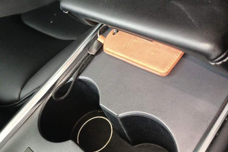 Used Tesla Model 3 2022 Performance High-Performance All-Wheel-Drive Version Vehicle Key