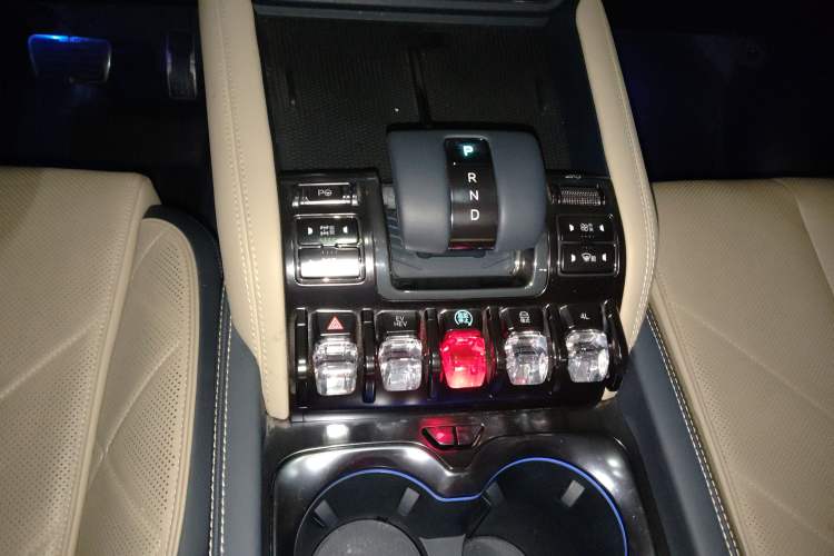 Used Formula Leopard Leopard 5 2023 Navigator Edition