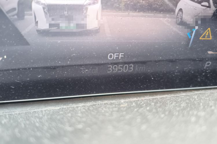 Used BMW X5 2023 xDrive 30Li Luxury M Sport Package
