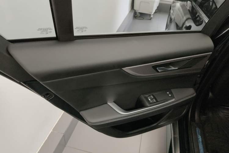 Used Jaguar XEL 2022 2.0T 250 PS R-DYNAMIC S Advanced Sport Edition