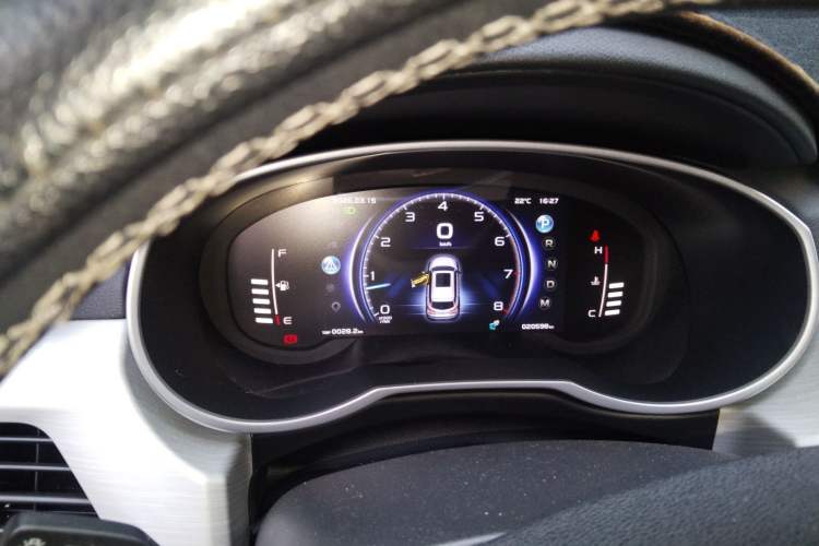 Used Geely Auto Emgrand X7 Sport 2020 1.8TD DCT Two-Wheel Drive Smart Connect 4G-Enabled Version
