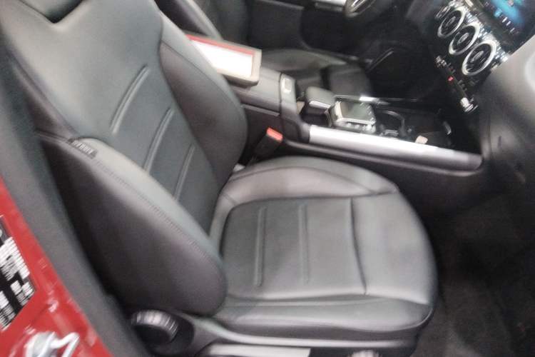 Used Mercedes-Benz GLA 2023 GLA 200
