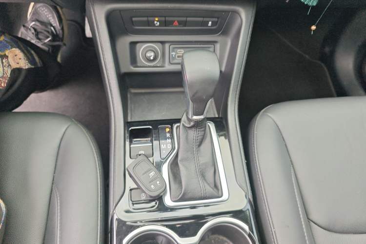 Used Jeep Commander 2018 2.0T Two-Wheel Drive Enjoy Edition China V