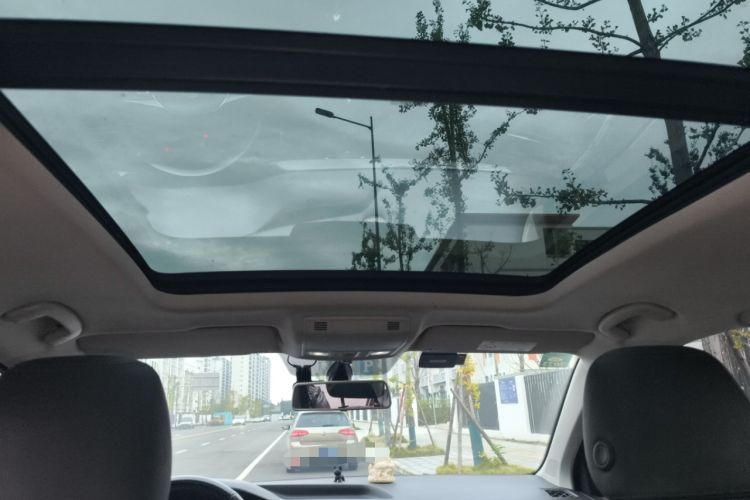 Used Volkswagen Tharu 2019 280TSI Two-Wheel Drive Luxury Version China VI Standard