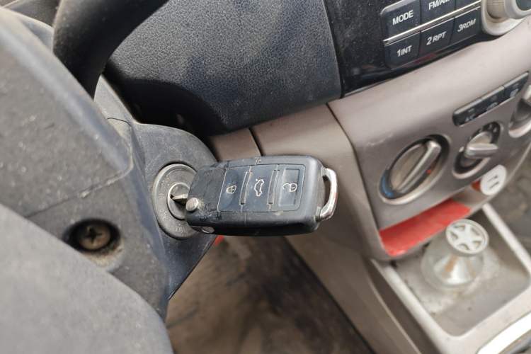 Used CHANGAN Alsvin V3 2012 1.3L Manual Comfort Version China IV Standard Vehicle Key