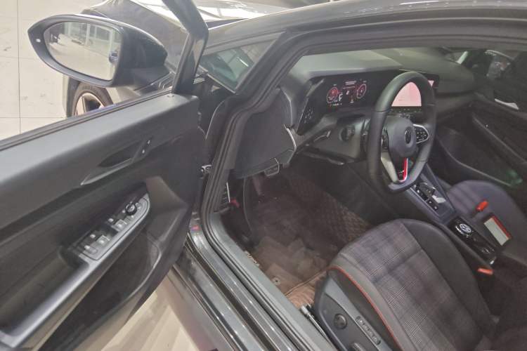 Used Volkswagen Golf GTI 2023 380TSI DSG GTI
