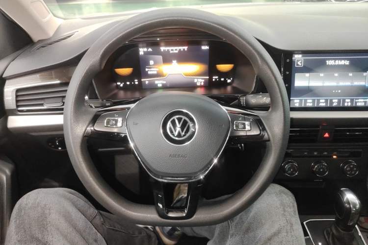 Used Volkswagen Lavida 2022 280TSI DSG Comfort Edition Steering Wheel