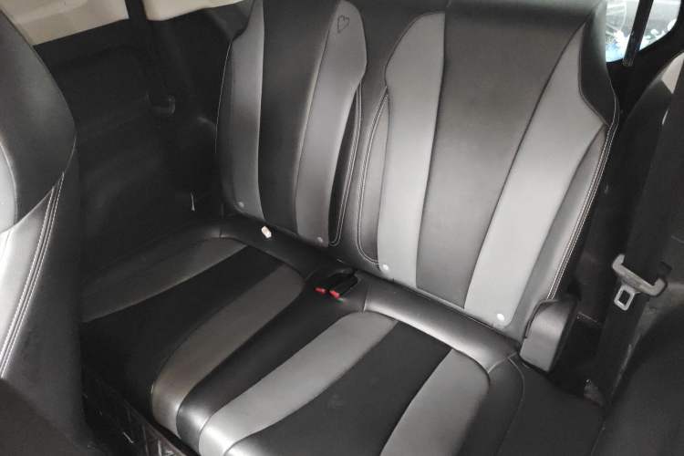 Used Roewe Clever 2022 311km QiQi BoBo Edition Left Rear Seat
