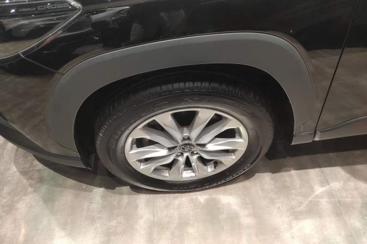 Used Toyota Corolla Cross 2024 2.0L Elite Edition Exterior 7