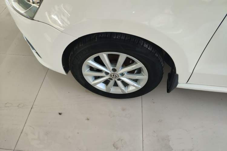 Used Volkswagen Polo 2014 1.6L Automatic Luxury Edition