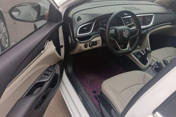 Used Buick Excelle GX 2018 15T Manual Elite Model
