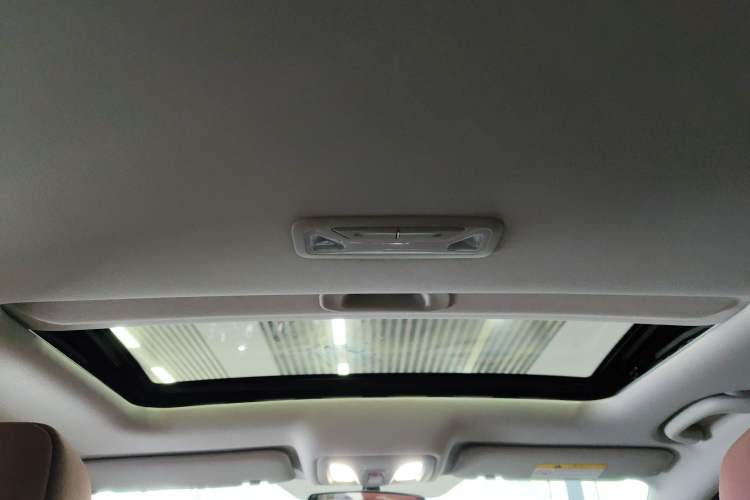 Used CHANGAN Eado 2023 Changan Edition PLUS Blue Whale NE 1.4T GDI DCT Prestige Version
