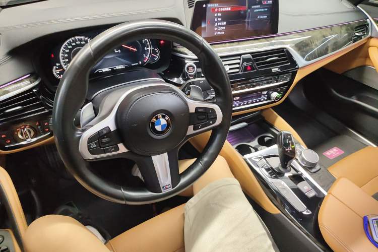 Used BMW 5 Series 2018 Restyled 530Li Luxury Edition M Sport Package