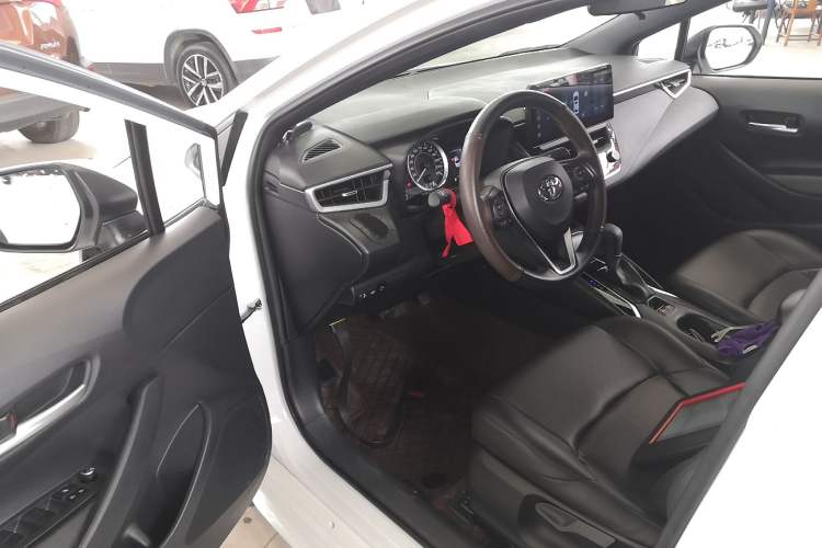 Used Toyota Levin 2022 185T CVT Luxury Edition Driver Seat