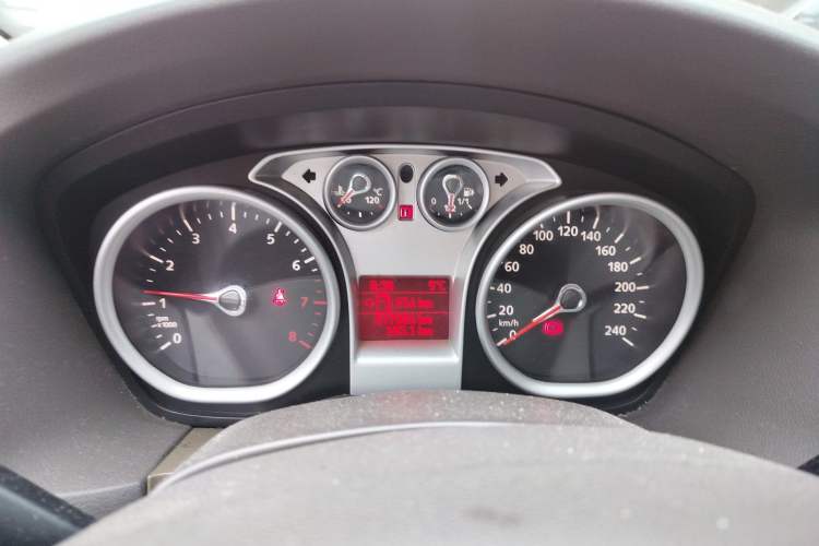 Used Ford Focus 2012 Sedan Classic 1.8L Manual Base Model
