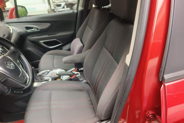 Used Buick Encore 2015 1.4T Automatic Two-Wheel Drive Urban Elite Version Left Front Seat