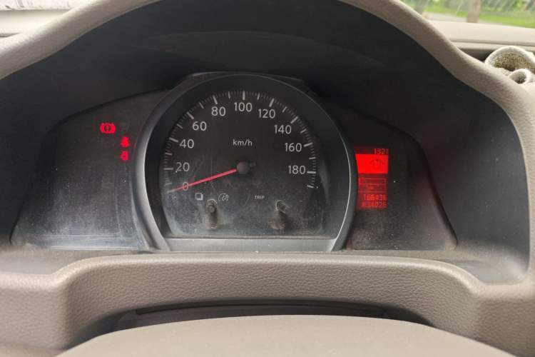 Used Nissan NV200 2016 Revised Version 1.6L Manual Luxury Edition
