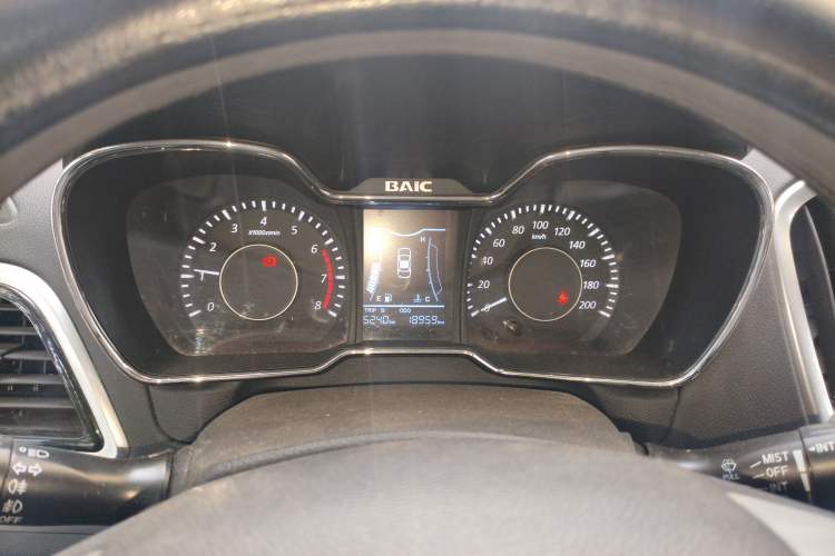 Used HYOSOW H3 2015 1.5L manual luxury version Instrument Cluster