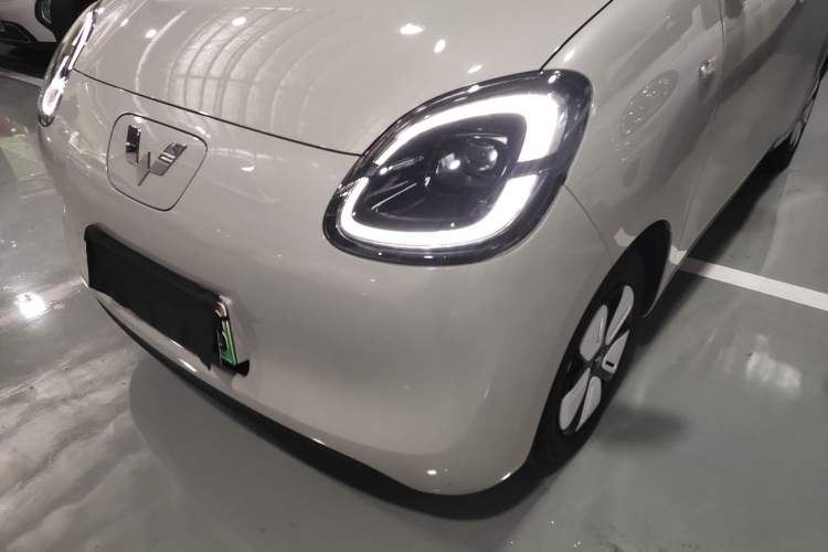 Used Wuling Hongguang MINIEV 2025 Four-Door Version Zhenxiang+ Edition Left Front Headlight