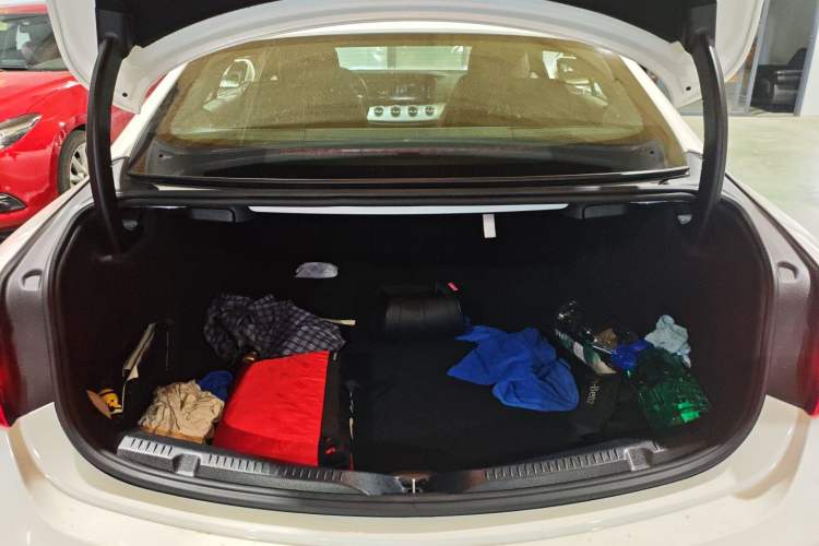 Used Mercedes-Benz E-Class (Import) 2017 E 200 Coupe
