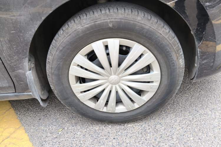 Used Volkswagen Santana 2015 1.4L Manual Fashion Edition