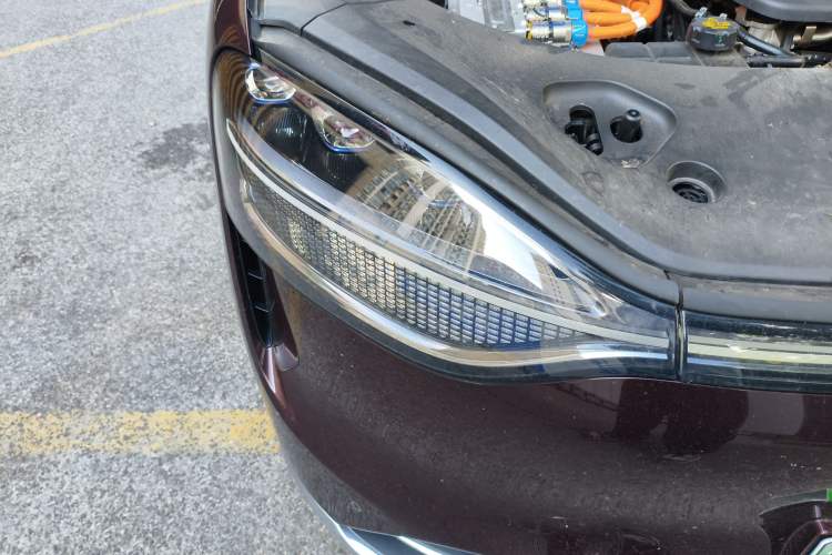 Used Hima AITO M9 2025 Extended-Range Ultra Version 52 kWh 6-Seater