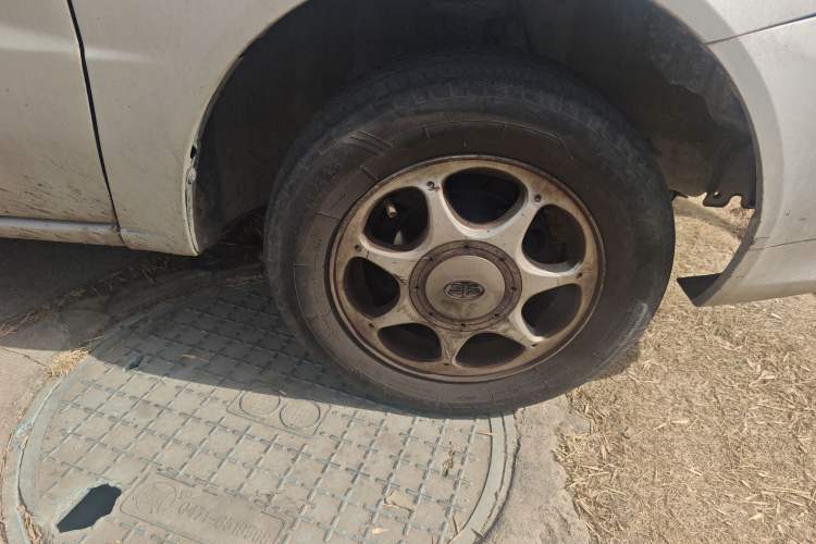 Used FAW Xiali 2012 N3 1.0L Hatchback – Practical Model
